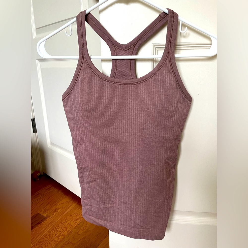 Women's Lululemon Ribbed Tank Top, size 4, great used condition.